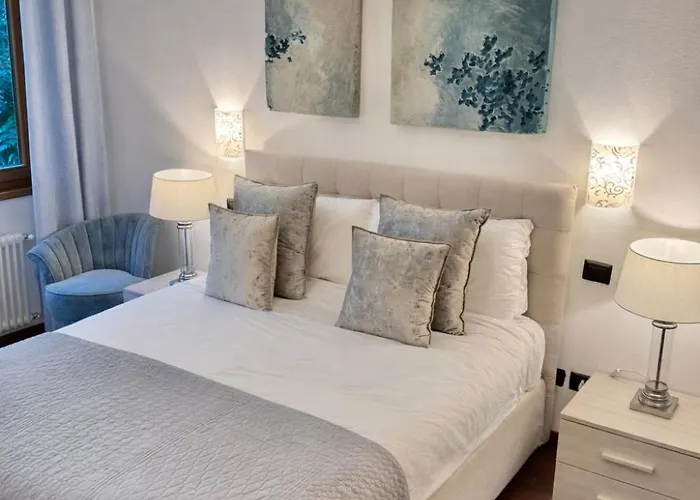 Gli Ulivi 11, Tremezzina アパート *