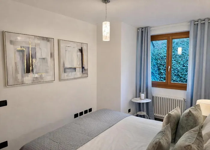 Gli Ulivi 11, Tremezzina アパート トレメッツォ