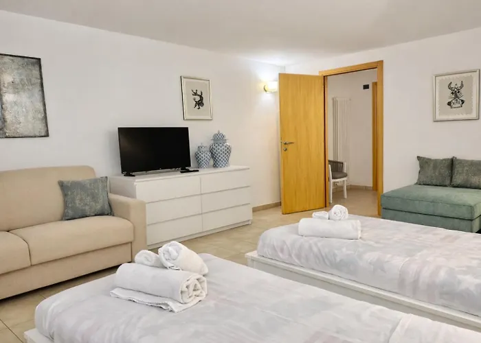 Gli Ulivi 11, Tremezzina *